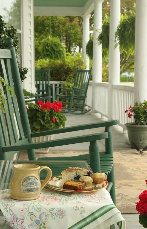 White Doe Inn Bed & Breakfast Manteo Esterno foto