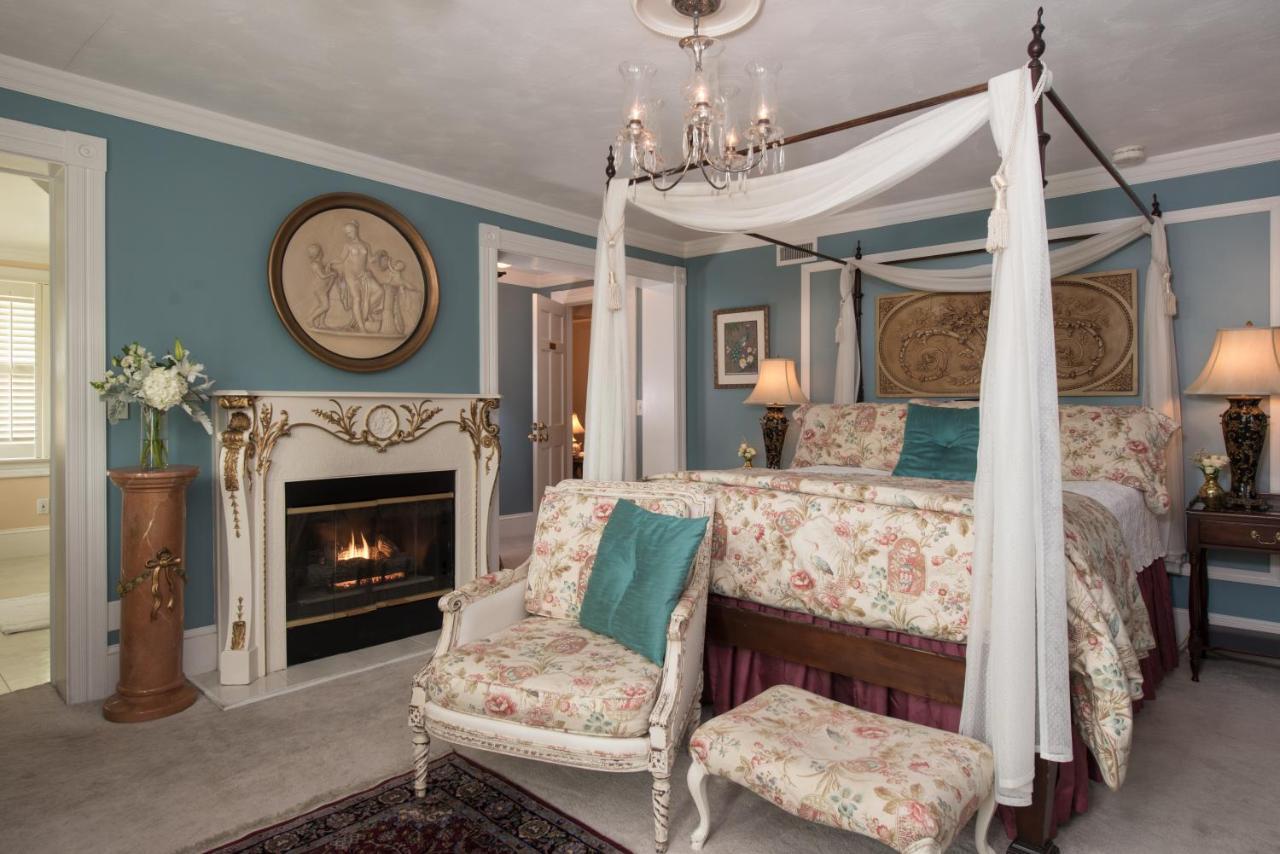 White Doe Inn Bed & Breakfast Manteo Esterno foto