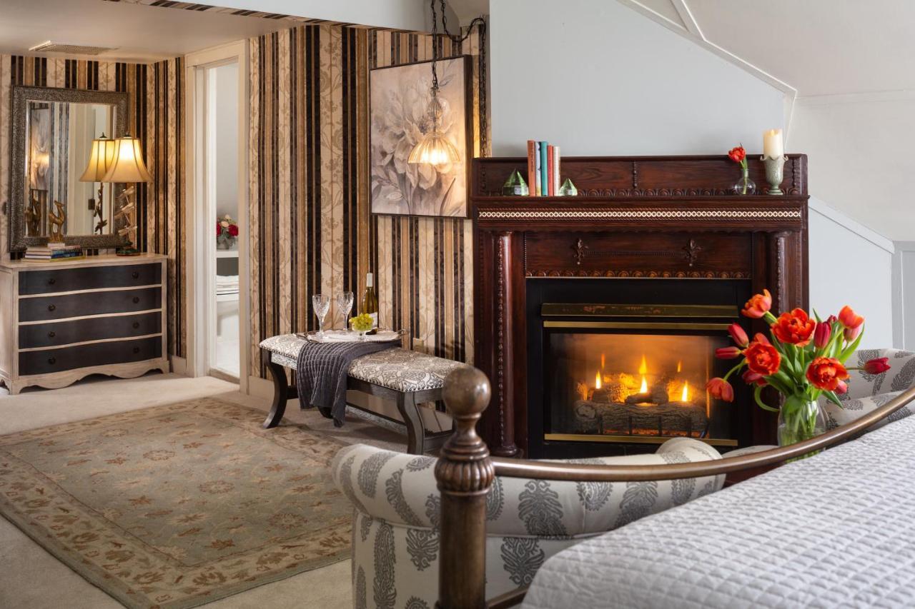 White Doe Inn Bed & Breakfast Manteo Esterno foto