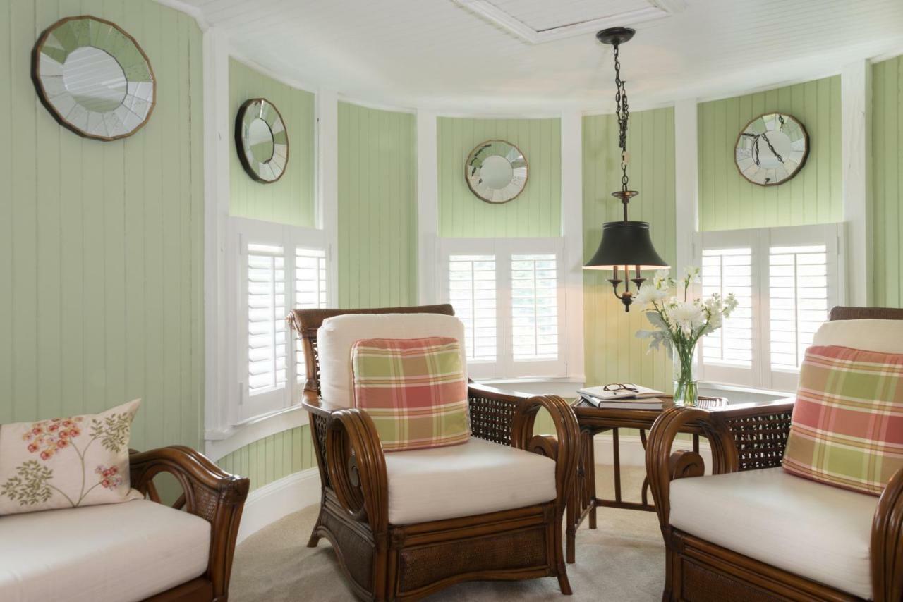 White Doe Inn Bed & Breakfast Manteo Esterno foto