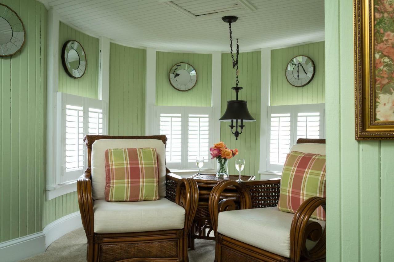 White Doe Inn Bed & Breakfast Manteo Esterno foto